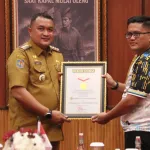 Bupati Bogor Apresiasi FPTI Kibarkan Bendera Merah Putih Terbesar Dalam Peringatan HUT RI ke-80