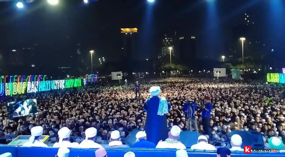 Peringati Maulid Nabi, Majelis Ta’lim Nurul Musthofa Gelar Jakarta Bersholawat serta Doa Bersama untuk Bangsa di Monas